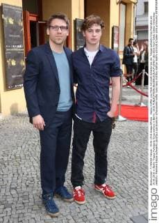 Hanno Koffler und Matti Schmidt-Schaller bei der Treppe aufwärts Kino Premiere am 19.06.2016 in Berlin Treppe Aufwaerts Kinopremiere in Berlin, 2016 