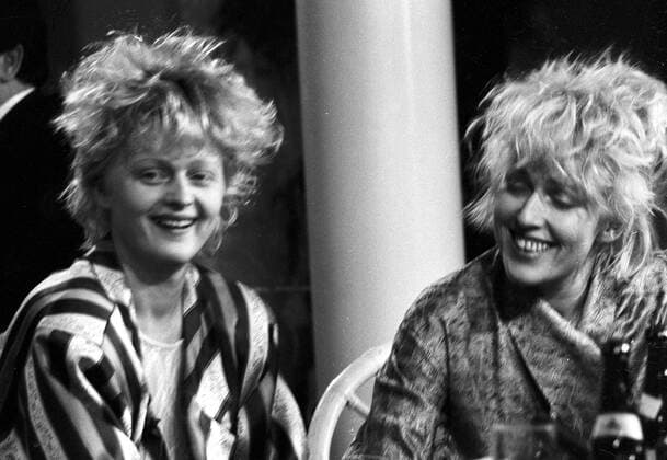 Inga (li.) und Annette Humpe in der Talkshow irgendwann
