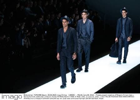 (160620) -- MILAN, June 20, 2016 -- Models present creations of Emporio Armani men s Spring-Summer 2016-2017 collection during the Milan Fashion Week in Milan, Italy, on June 20, 2016. ) ITALY-MILAN-FASHION WEEK-MEN-EMPORIO ARMANI JinxYu 