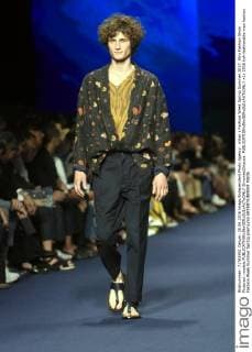milan s Fashion Week Spring Summer 2017. Etro Fashion Show Pictured: models  SimonaxChioccia
