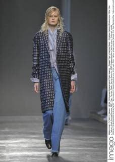 Mailand Men s Fashion Week - Strateas Carlucci Modenschau Milan Men s Fashion Week Spring Summer 2017 Milan Fashion Week, Spring Summer 2017.Strateas Carlucci fashion show. Pictured: model  RiccardoxGiordanoxFotosicki