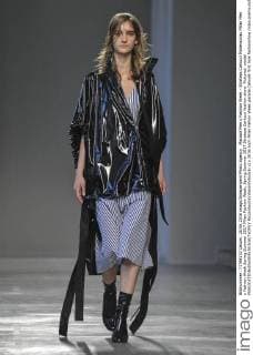 Mailand Men s Fashion Week - Strateas Carlucci Modenschau Milan Men s Fashion Week Spring Summer 2017 Milan Fashion Week, Spring Summer 2017.Strateas Carlucci fashion show. Pictured: model  RiccardoxGiordanoxFotosicki