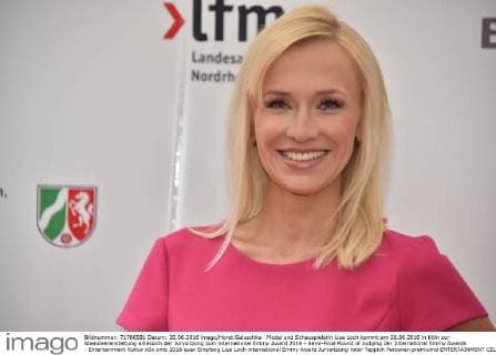 Model und Schauspielerin Lisa Loch kommt am 20.06.2016 in Köln zur Abendveranstaltung anlässich der Jurysitzung zum international Emmy Award 2016 - Semi-Final Round of Judging der International Emmy Awards -