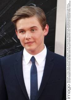 Garrett Wareing bei der Independence Day: Resurgence KIno Premiere am 20.06.2016 in Hollywood, Los Angeles Independence Day: Resurgence Kinopremiere in Hollywood, Los Angeles, 2016 
