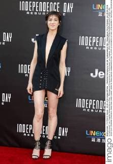 Charlotte Gainsbourg bei der Independence Day: Resurgence KIno Premiere am 20.06.2016 in Hollywood, Los Angeles Independence Day: Resurgence Kinopremiere in Hollywood, Los Angeles, 2016 