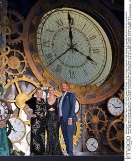 (L-R) Producer Suzanne Todd, actress Mia Wasikowska and director James Bobin attend the Japan premiere for the film Alice Through the Looking Glass in Tokyo, Japan on June 21, 2016. This film will open on July 1st in Japan.  TKP2016062122 KEIZOxMORI