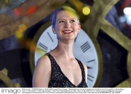 Mia Wasikowska bei der Premiere des Kinofilms Alice Through the Looking Glass Alice im Wunderland: Hinter den Spiegeln in den Toho Cinemas Roppongi Hills. Tokio, 21.06.2016 Foto:xK.xNarax xFuturexImage
