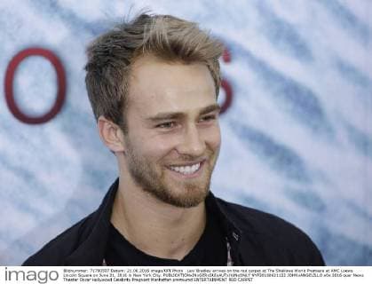 Levi Bradley arrives on the red carpet at The Shallows World Premiere at AMC Loews Lincoln Square on June 21, 2016 in New York City.  NYP20160621122 JOHNxANGELILLO