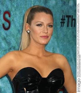 June 21, 2016 - New York, New York, U.S. - Actress BLAKE LIVELY attends the New York Premiere of The Shallows held at the AMC LOEWS Lincoln Square 13. New York U.S. - ZUMAk03_