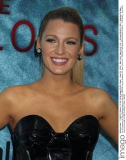June 21, 2016 - New York, New York, U.S. - Actress BLAKE LIVELY attends the New York Premiere of The Shallows held at the AMC LOEWS Lincoln Square 13. New York U.S. - ZUMAk03_