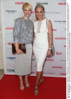 Susann Atwell und Petra van Bremen Verleihung des Emotion Awards in Hamburg Laeiszhalle am 22.6.2016