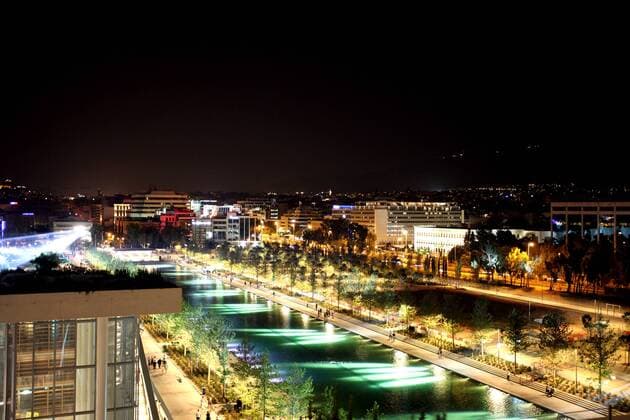 Methamorphosis im Kulturkomplex SNFCC in Athen June 24, 2016 - Athens, Attica, Greece - The Stavros Niarchos Foundation Cultural Center (SNFCC) comes to life through the event Metamorphosis in Athens, Greece, June 24, 2016. The SNFCC is a multifunctional and environmentally sustainable education, arts and recreation destination. It includes the new state of the art facilities of the National Library of Greece, the Greek National Opera and the Stavros Niarchos Park, covering an area of 210,000 sqm. Athens Greece  - ZUMAn230