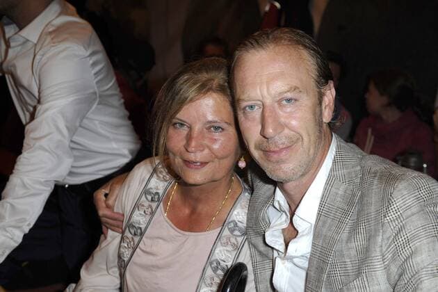 Oliver Stritzel mit Begleitung bei der Premiere von Der Schatz im Silbersee bei den Karl-May-Spielen Bad Segeberg im Freilichttheater am Kalkberg. Bad Segeberg, 25.06.2016 Foto:xU.xGeislerx xFuturexImage