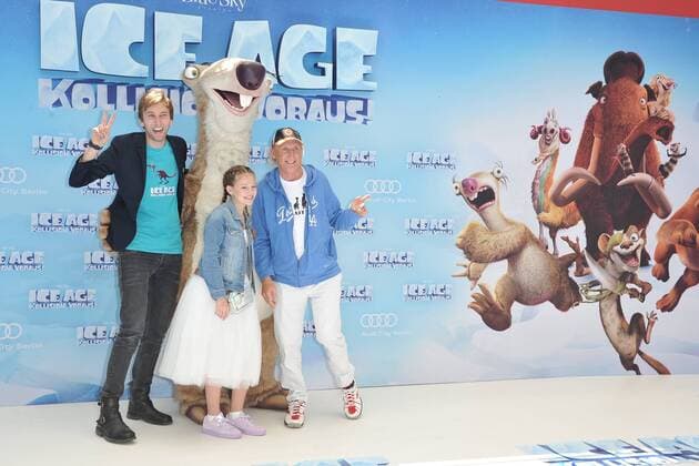 Deutschlandpremiere ICE AGE Kollision Voraus Freshtorge, Freshtorge, Torge Oelrich, Faye Montana, Otto Gerhard Waalkes Ankunft zur Deutschlandpremiere ICE AGE Kollision Voraus im Cine Star SonyCenter in Berlin 26.06.2016