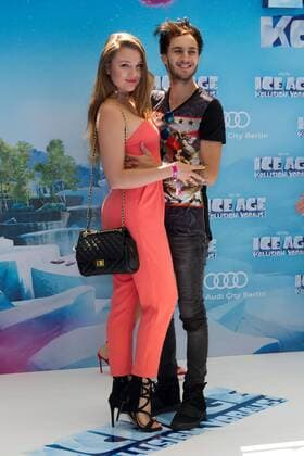 Joelina Drews und Marc Aurel - Deutschlandpremiere ICA AGE - KOLLISION VORAUS im CINESTAR SONY CENTER in Berlin am 26.06.2016. Deutschlandpremiere ICE AGE - KOLLISION VORAUS