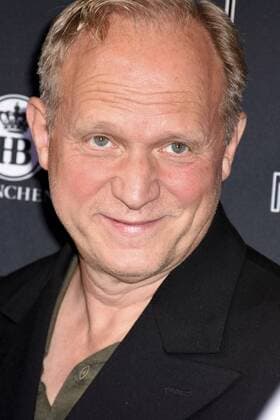 Ulrich Tukur bei der Premiere von Gleißendes Glück auf dem 34. Filmfest München 2016. München im ARRI Kino. München, 26.06.2016 Foto:xP.xSchönbergerx xFuturexImage
