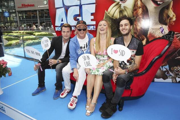 Rocco Stark, Otto Waalkes, Anne Julia Hagen, Marc Aurel Zeeb bei der Premiere des Kinofilms Ice Age - Kollision voraus! Ice Age: Collision Course im Cinestar Sony Center. Berlin, 26.06.2016 Foto:xS.xGabschx xFuturexImage