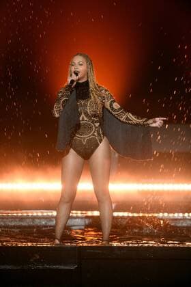 Beyonce performs Freedom standing barefoot in water onstage during the 16th annual BET Awards at Microsoft Theater in Los Angeles on June 26, 2016.  LAP20160626863 JIMxRUYMEN