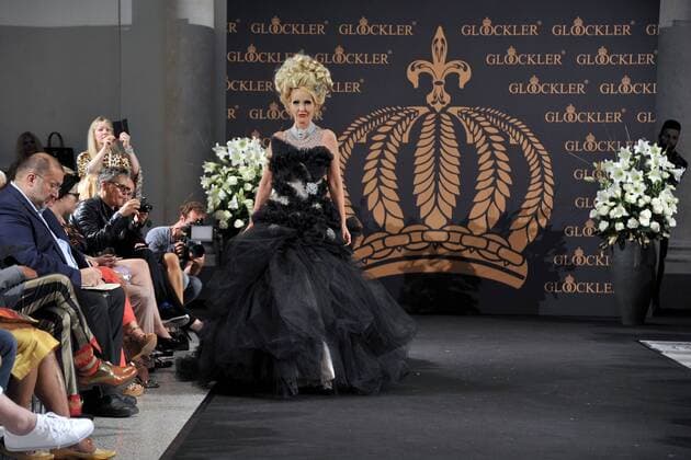 Harald Gloeoeckler Modenshow, die zertanzten Schuhe Kristina Bach Harald Gloeoeckler inziniert seine neuen Modenshow zur Fashion Week , die zertanzten Schuhe mit Promis im Hotel de Rome in Berlin 27.06.2016