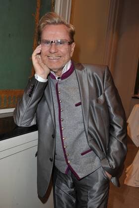 Harald Gloeoeckler Modenshow, die zertanzten Schuhe Rene Koch Harald Gloeoeckler inziniert seine neuen Modenshow zur Fashion Week , die zertanzten Schuhe mit Promis im Hotel de Rome in Berlin 27.06.2016