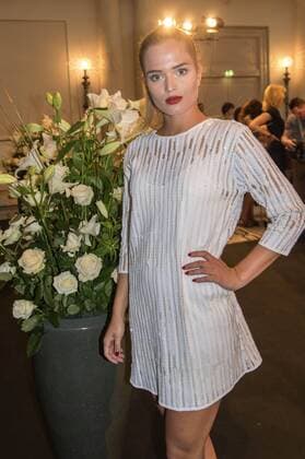 Chiara Moon Horst bei der Mode-Inszenierung des Märchens Die zertanzten Schuhe live mit Stardesigner Harald Glööckler auf der Mercedes-Benz Fashion Week Berlin Spring Summer 2017. Berlin, 27.06.2016 Foto:xK.xWernerx xFuturexImage