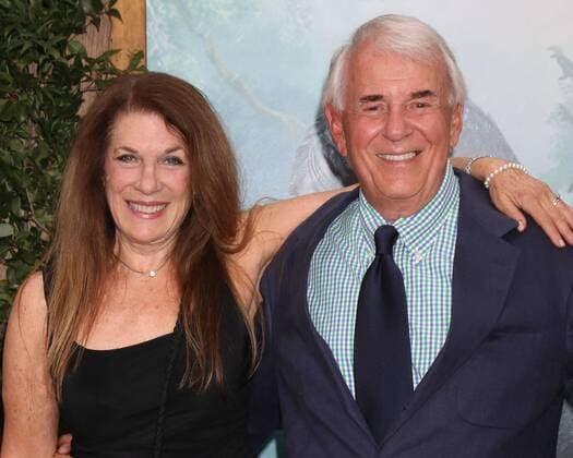 LOS ANGELES - JUN 27: Wendy Riche, Alan Riche at The Legend Of Tarzan Premiere at the Dolby Theater on June 27, 2016 in Los Angeles, CA  KathyxHutchins