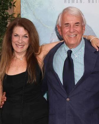 LOS ANGELES - JUN 27: Wendy Riche, Alan Riche at The Legend Of Tarzan Premiere at the Dolby Theater on June 27, 2016 in Los Angeles, CA  KathyxHutchins
