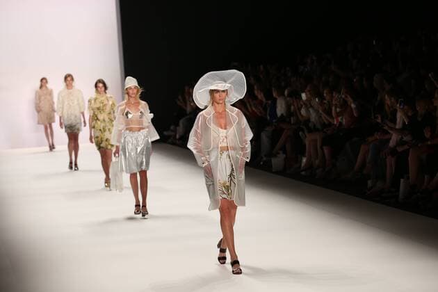 Berlin Fashion Week - Steinrohner Modenschau Germany: Steinrohner collections at the Fashion Week in Berlin Model wears the collection of Steinrohner on the catwalk at the Erika Hess Ice Stadium in Berlin-Wedding.The 19th time of the Mercedes-Benz Fashion Week in Berlin. Numerous labels are taking part in the German fashion week for the 2017 spring summer season.  SimonexKuhlmey