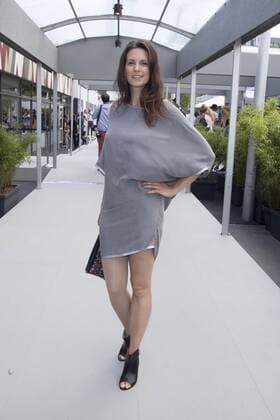 Katrin Wrobel - Ankunft zur Steinrohner Fashion-Show im Rahmen der Mercedes-Benz Fashion Week Berlin Spring Summer 2017 im Erika-Hess-Eisstadion in Berlin am 28.06.2016. Mercedes-Benz Fashion Week Berlin Spring Summer 2017