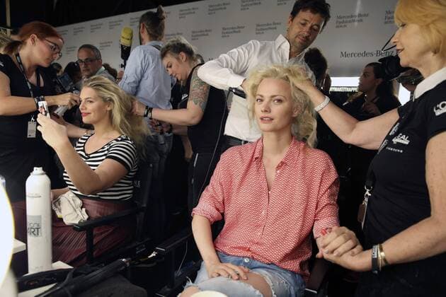Franziska Knuppe backstage bei der Minx by Eva Lutz Fashion Show auf der Mercedes-Benz Fashion Week Berlin Spring Summer 2017. Berlin, 29.06.2016 Foto:xS.xGabschx xFuturexImage