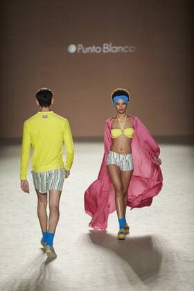 Two models present creations from the Spring-Summer 2017 collection by label Punto Blanco during the 080 Barcelona Fashion, in Barcelona, Spain, 29 June 2016. The fashion event runs from 27 June to 01 July. Punto Blanco - Runway - 080 Barcelona Fashion S S 2017 !ACHTUNG: NUR REDAKTIONELLE NUTZUNG!  20160629-636028264096297606