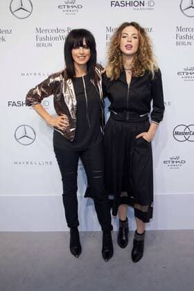 Nena mit Tochter Larissa Kerner - Ankunft zur Minx by Eva Lutz Fashion-Show im Rahmen der Mercedes-Benz Fashion Week Berlin Spring Summer 2017 im Erika-Hess-Eisstadion in Berlin am 29.06.2016. Mercedes-Benz Fashion Week Berlin Spring Summer 2017