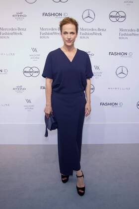 Berlin Fashion Week - Prominente bei der Laurel Modenschau Claudia Michelsen - Ankunft zur Laurèl Fashion-Show im Rahmen der Mercedes-Benz Fashion Week Berlin Spring Summer 2017 im Erika-Hess-Eisstadion in Berlin am 29.06.2016. Mercedes-Benz Fashion Week Berlin Spring Summer 2017