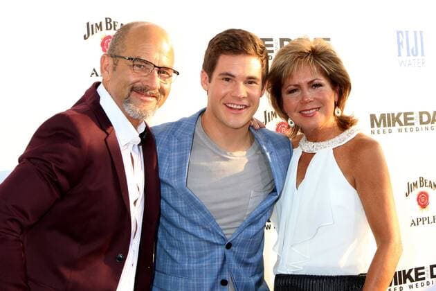 LOS ANGELES - JUN 29: Dennis DeVine, Adam Devine, Penny DeVine at the Mike And Dave Need Wedding Dates Premiere at the Cinerama Dome at ArcLight Hollywood on June 29, 2016 in Los Angeles, CA  KathyxHutchins