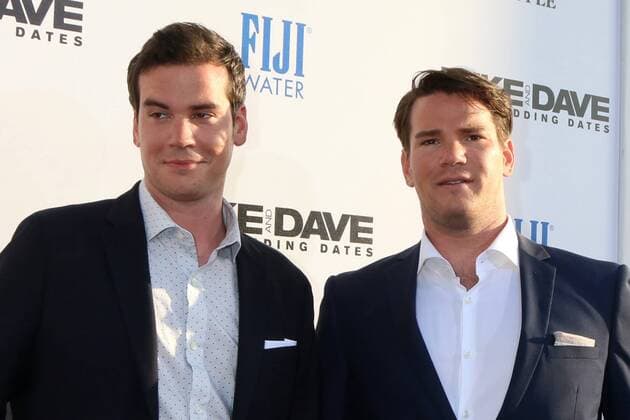 LOS ANGELES - JUN 29: Dave Stangle, Mike Stangle at the Mike And Dave Need Wedding Dates Premiere at the Cinerama Dome at ArcLight Hollywood on June 29, 2016 in Los Angeles, CA  KathyxHutchins