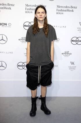 Berlin Fashion Week - Eliot Sumner Eliot Sumner beim Mercedes-Benz Fashion Talk auf der Mercedes-Benz Fashion Week Berlin Spring Summer 2017. Berlin, 30.06.2016 Foto:xS.xGabschx xFuturexImage
