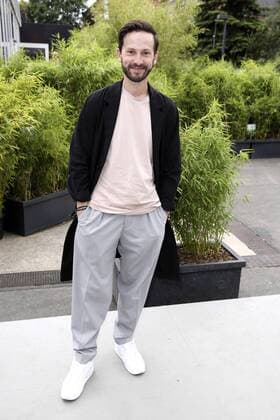 Franz Dinda bei der Designer For Tomorrow By Fashion ID Show auf der Mercedes-Benz Fashion Week Berlin Spring Summer 2017. Berlin, 30.06.2016 Foto:xS.xGabschx xFuturexImage