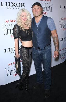 June 30, 2016 - Las Vegas, NV, United States - 30 June 2016 - Las Vegas, Nevada - Mindy Robinson, Randy Couture. Legendary Magician Criss Angel Rolls Out the Black Carpet at World Premiere of MINDFREAK LIVE! at The Luxor Hotel and Casino . Photo Credit: MJT AdMedia Las Vegas United States - ZUMAa123