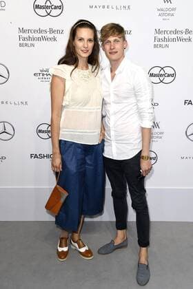 Katrin Wrobel mit Begleitung bei der Julian Zigerli Fashion Show auf der Mercedes-Benz Fashion Week Berlin Spring Summer 2017. Berlin, 01.07.2016 Foto:xFredericx xFuturexImage