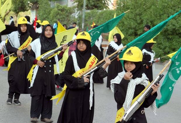 July 1, 2016 - Pakistan - KARACHI, PAKISTAN, JUL 01: Activists Imamia Students Organizations are marking Youm-.ul-Quds in support of Palestine as they are protesting against Israel and USA during rally, at M.A .Jinnah Road in Karachi on Friday, July 01, 2016. Pakistan  - ZUMAas3_