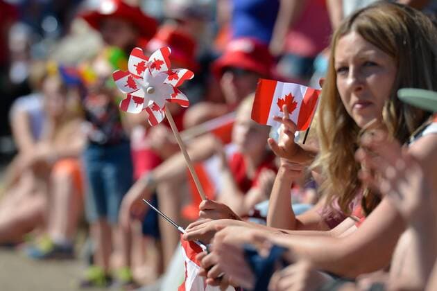 Nationalfeiertag in Kanada July 1, 2016 - Edmonton, Canada - Canada Day parade in Sherwood Park..On Friday, 1 July 2016, in Edmonton, Alberta, Canada. Edmonton Canada  - ZUMAn230