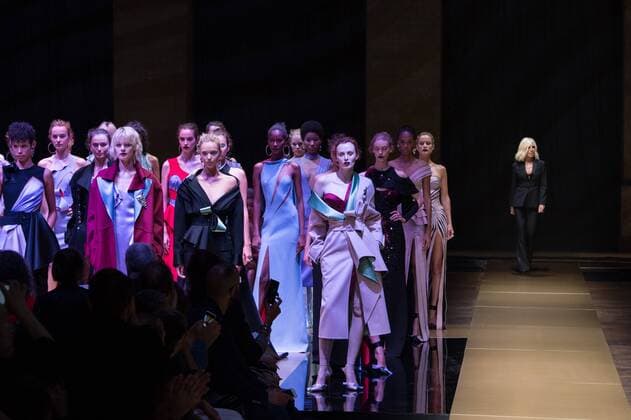 209209 Marineau Starface 2016-07-03 Paris France Paris Fashion week. Defilé Haute Couture Automne Hiver 2016 Versace. Editorial use only Versace, Donatella  Copyright: xMarineaux STAR_209209_063