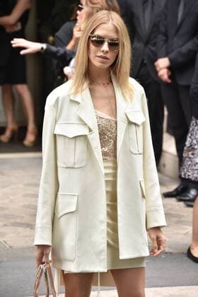 Elena Perminova arrive at the Christian Dior Haute Couture Fall Winter 2016-2017 show as part of Paris Fashion Week in Paris, France. PEOPLE: Fashion Week Modeschau Christian Dior - Fashion Week de Paris - 04 07 2016 LionelUrman 