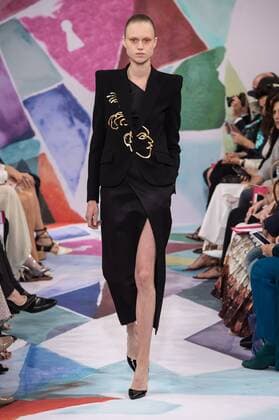 209222 Marineau Starface 2016-07-04 Paris France Paris Fashion week. Defilé Haute Couture Automne Hiver 2016 Schiaparelli Schiaparelli , Couture autumn-winter 2016 Paris, France Paris Fashion week . Defilé Haute Couture Fall Winter 2016 Schiaparelli . Editorial use only _sans_perso  Copyright: xMarineaux STAR_209222_001