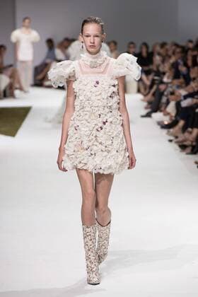 209240 Marineau Starface 2016-07-04 Paris France Paris Fashion week. Defilé Haute Couture Automne Hiver 2016 Giambattista Valli. Giambattista Valli , Couture autumn-winter 2016 Paris, France Paris Fashion week . Defilé Haute Couture Fall Winter 2016 Giambattista Valli . Giambattista Valli _sans_perso  Copyright: xMarineaux STAR_209240_016