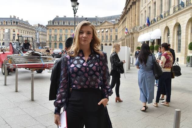 Paris Fashion Week - Prominente Gäste der Schiaparelli Show - Natalie Dormer at the Schiaparelli show in Place Vendome during Paris Fashion Week Haute Couture FW 16 17 on July 4, 2016 in Paris, France. - 04 07 2016 LionelUrman Panoramic 