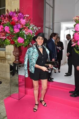 Paris Fashion Week - Prominente Gäste der Schiaparelli Show - Rossy de Palma at the Schiaparelli show in Place Vendome during Paris Fashion Week Haute Couture FW 16 17 on July 4, 2016 in Paris, France. - 04 07 2016 LionelUrman Panoramic 