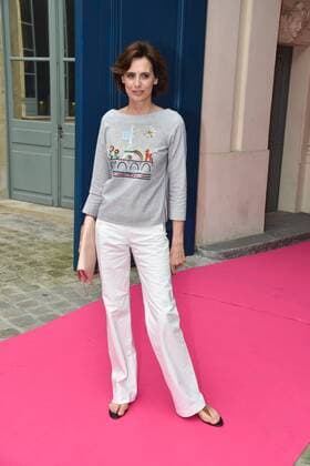 Paris Fashion Week - Prominente Gäste der Schiaparelli Show - Ines de la Fressange at the Schiaparelli show in Place Vendome during Paris Fashion Week Haute Couture FW 16 17 on July 4, 2016 in Paris, France. - 04 07 2016 LionelUrman Panoramic 