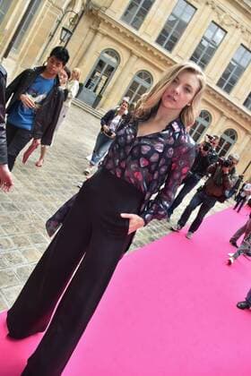 Paris Fashion Week - Prominente Gäste der Schiaparelli Show - Natalie Dormer at the Schiaparelli show in Place Vendome during Paris Fashion Week Haute Couture FW 16 17 on July 4, 2016 in Paris, France. - 04 07 2016 LionelUrman Panoramic 