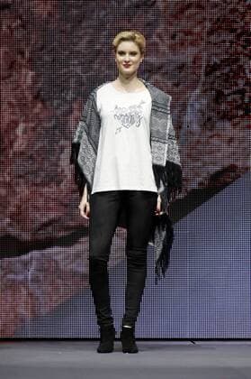 Kim Hnizdo bei der Ernstings Family Fashion Show 2016 im Theater an der Elbe. Hamburg, 05.07.2016 Foto:xgbrcix xFuturexImage